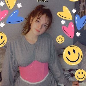 Meet your Posher, Desiree